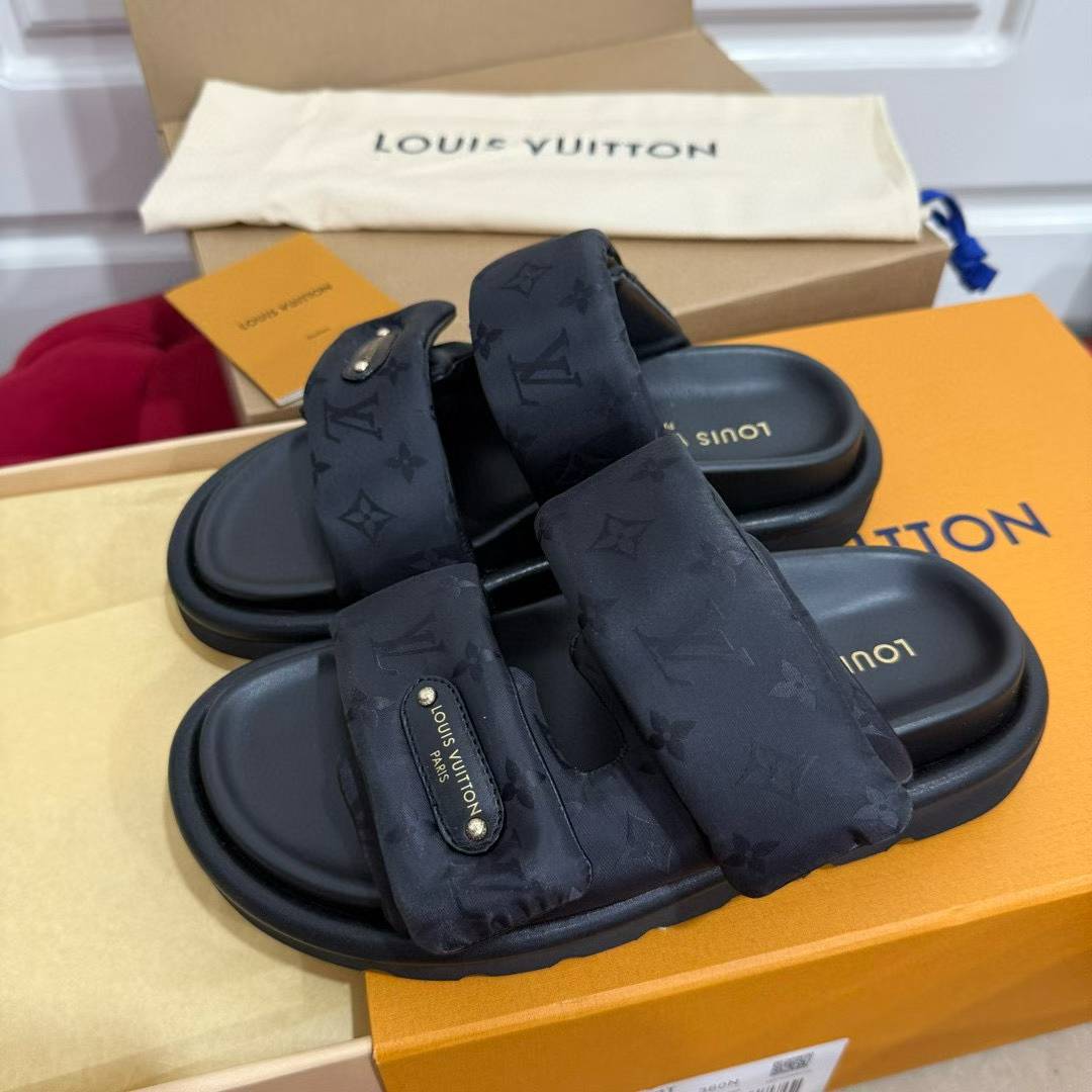 Louis Vuitton 2025 POLL Slippers view 4