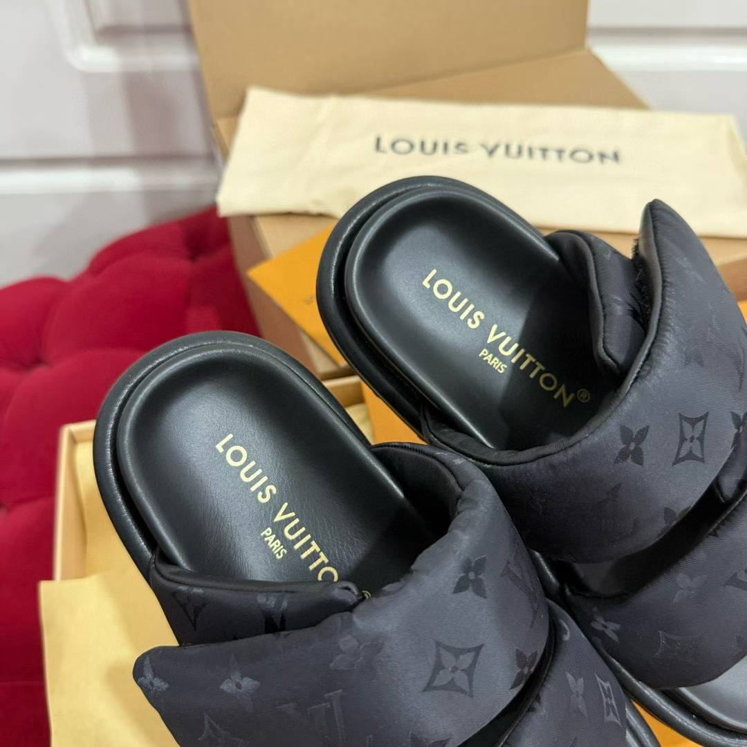 Louis Vuitton 2025 POLL Slippers view 6