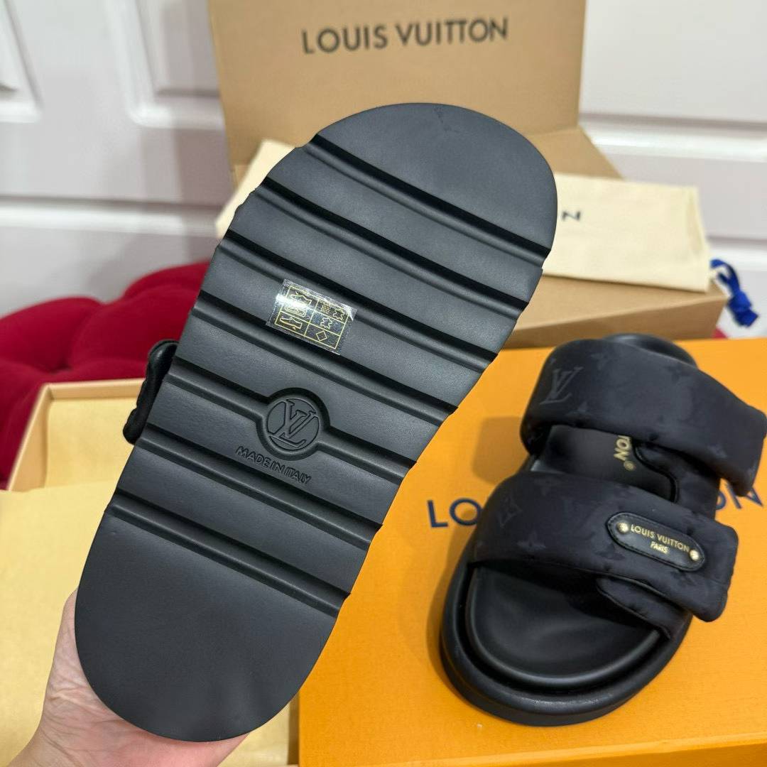 Louis Vuitton 2025 POLL Slippers view 9