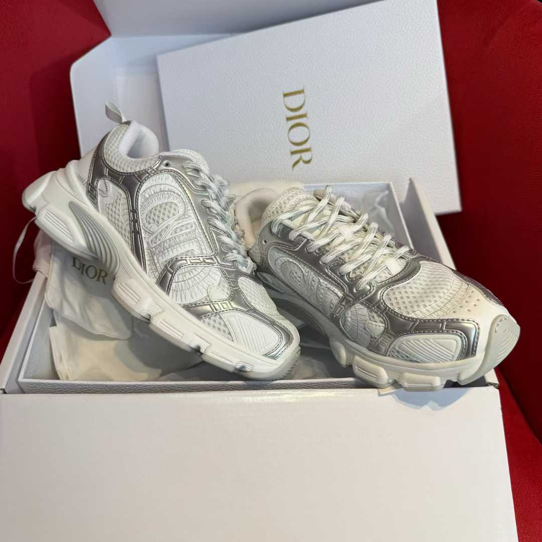 Dior CHRONO Sneakers view 3
