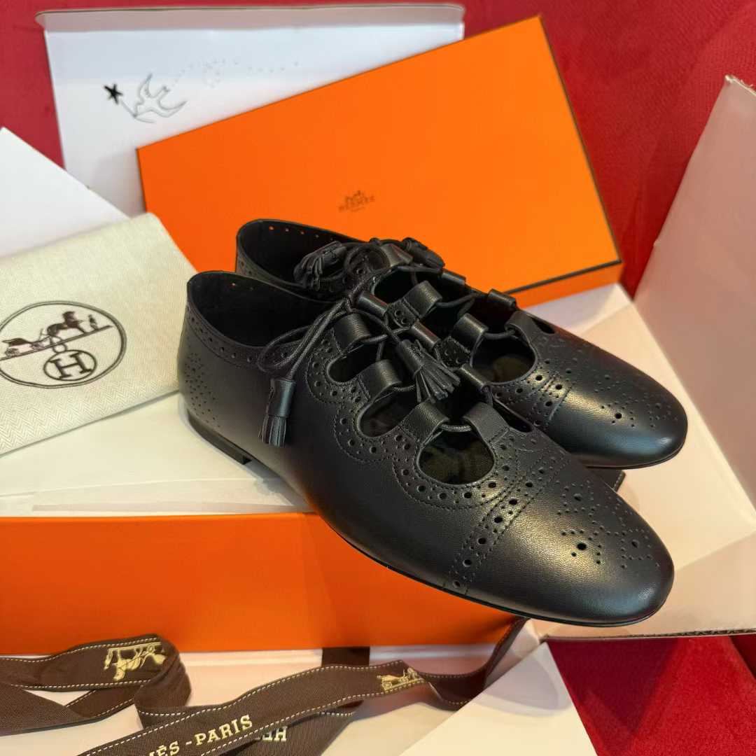 Hermès Mary Jane Shoes view 2