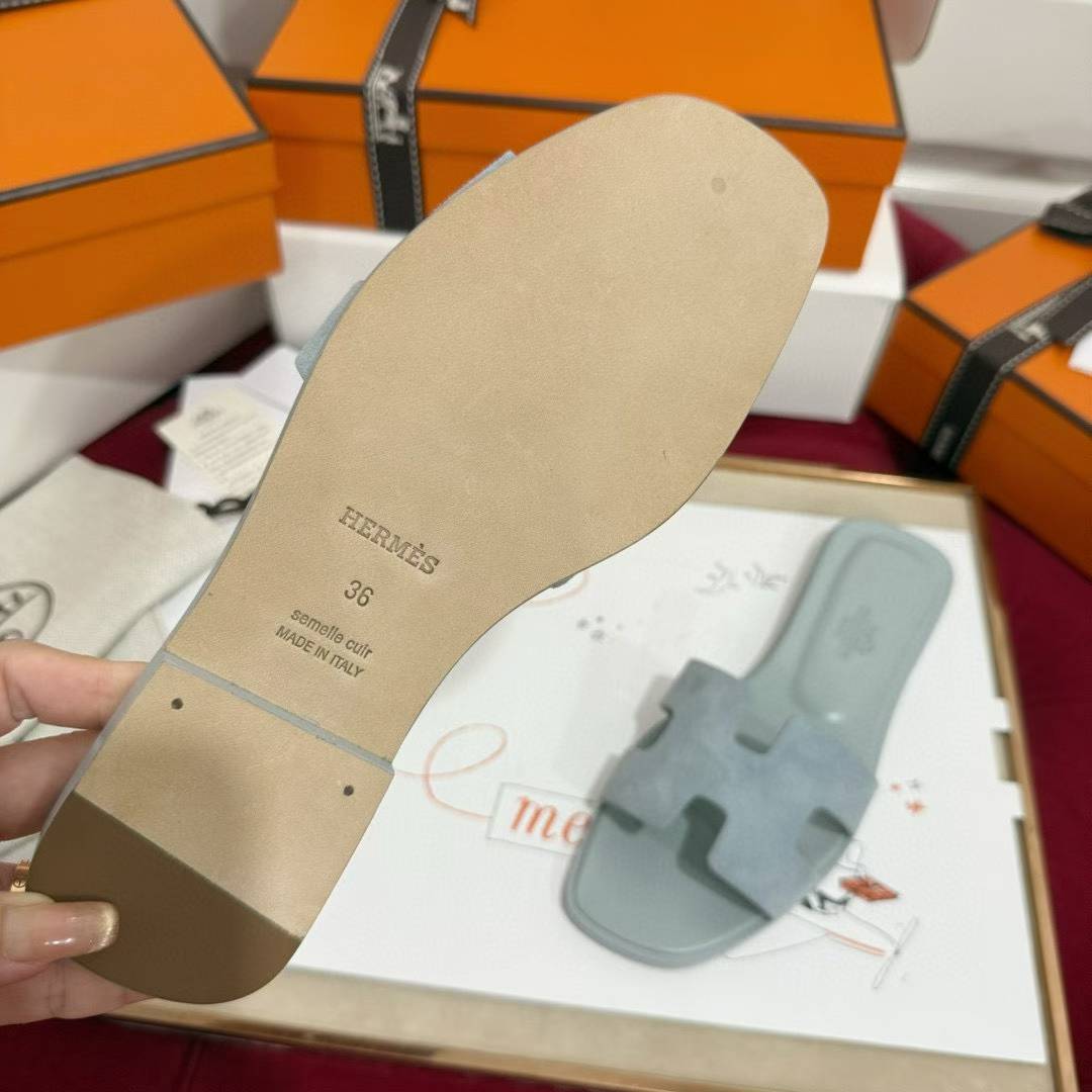 Hermès Slippers view 9