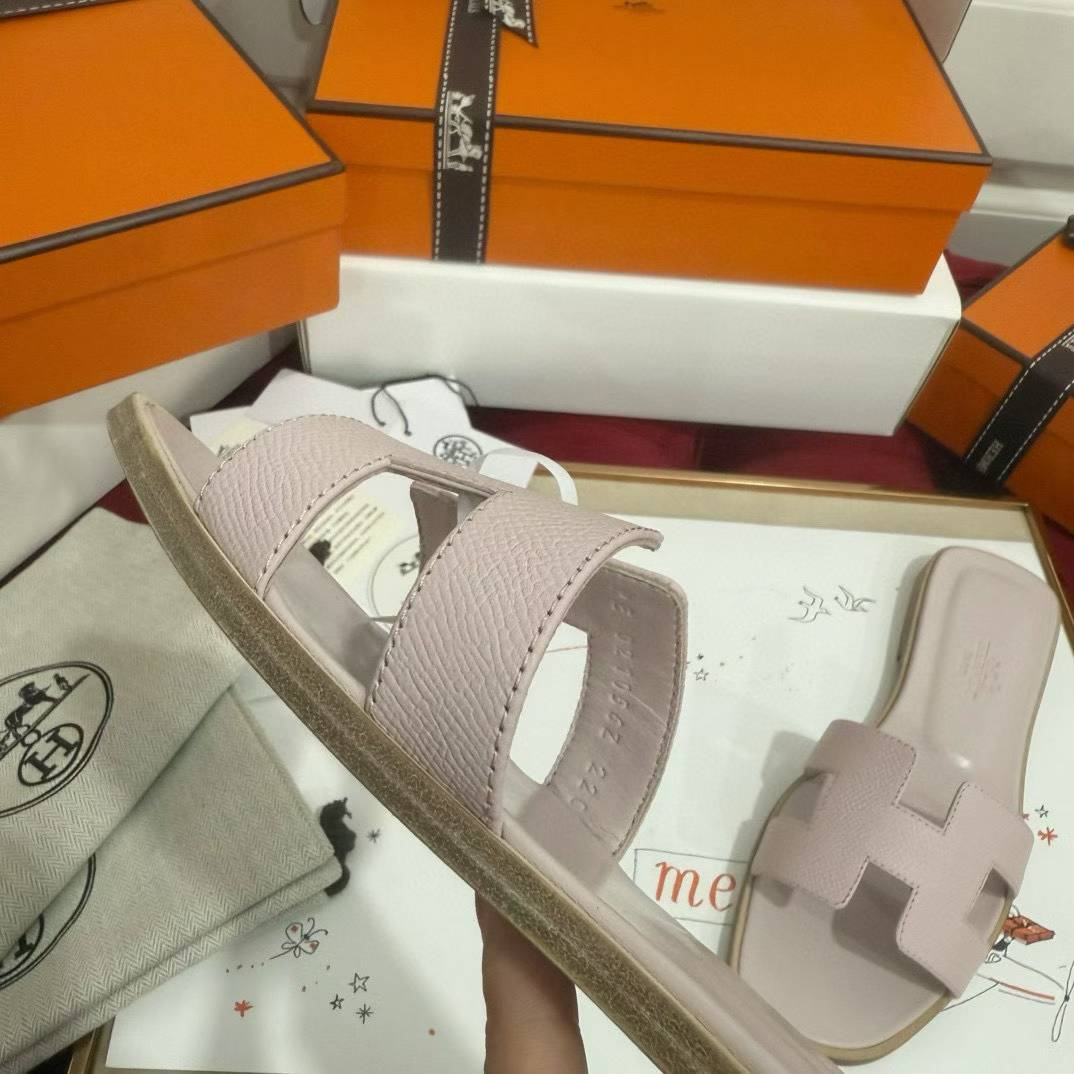 Hermès Slippers view 5