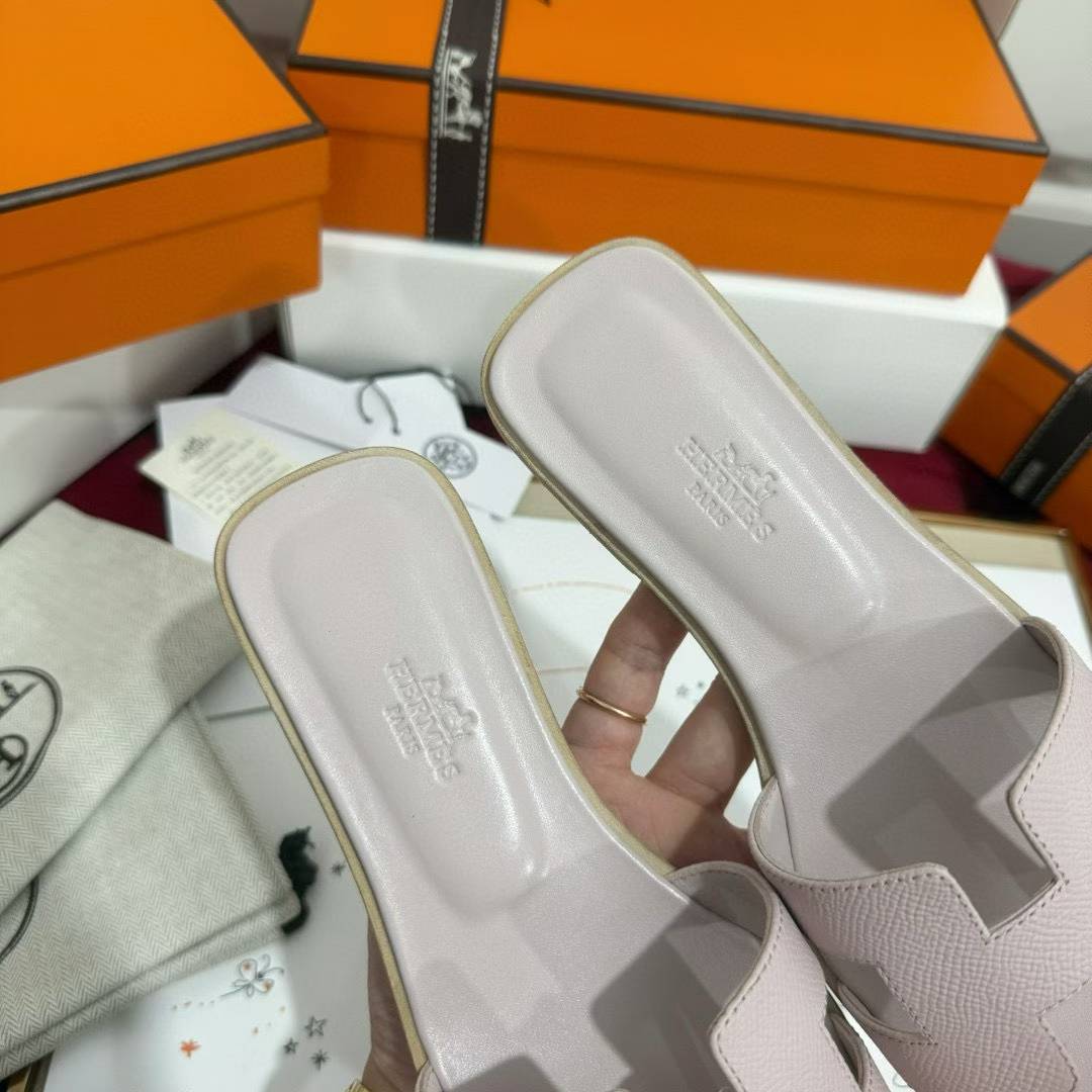 Hermès Slippers view 6