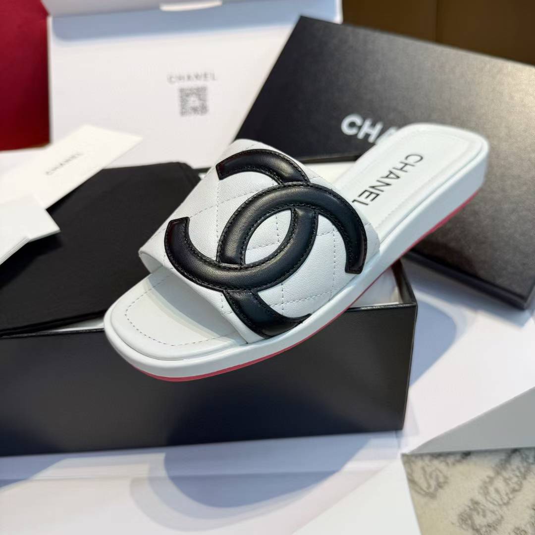 Chanel Slippers view 6
