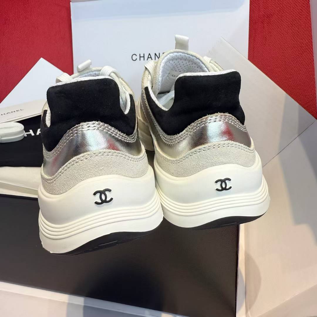 Chanel 25A Sneakers view 14