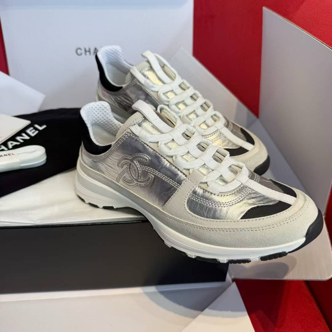 Chanel 25A Sneakers view 18