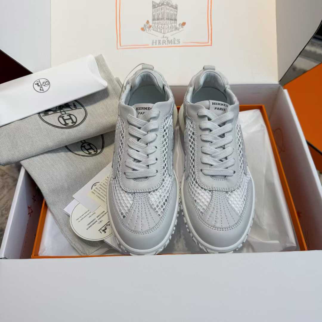 Hermès Hollow sneakers view 2