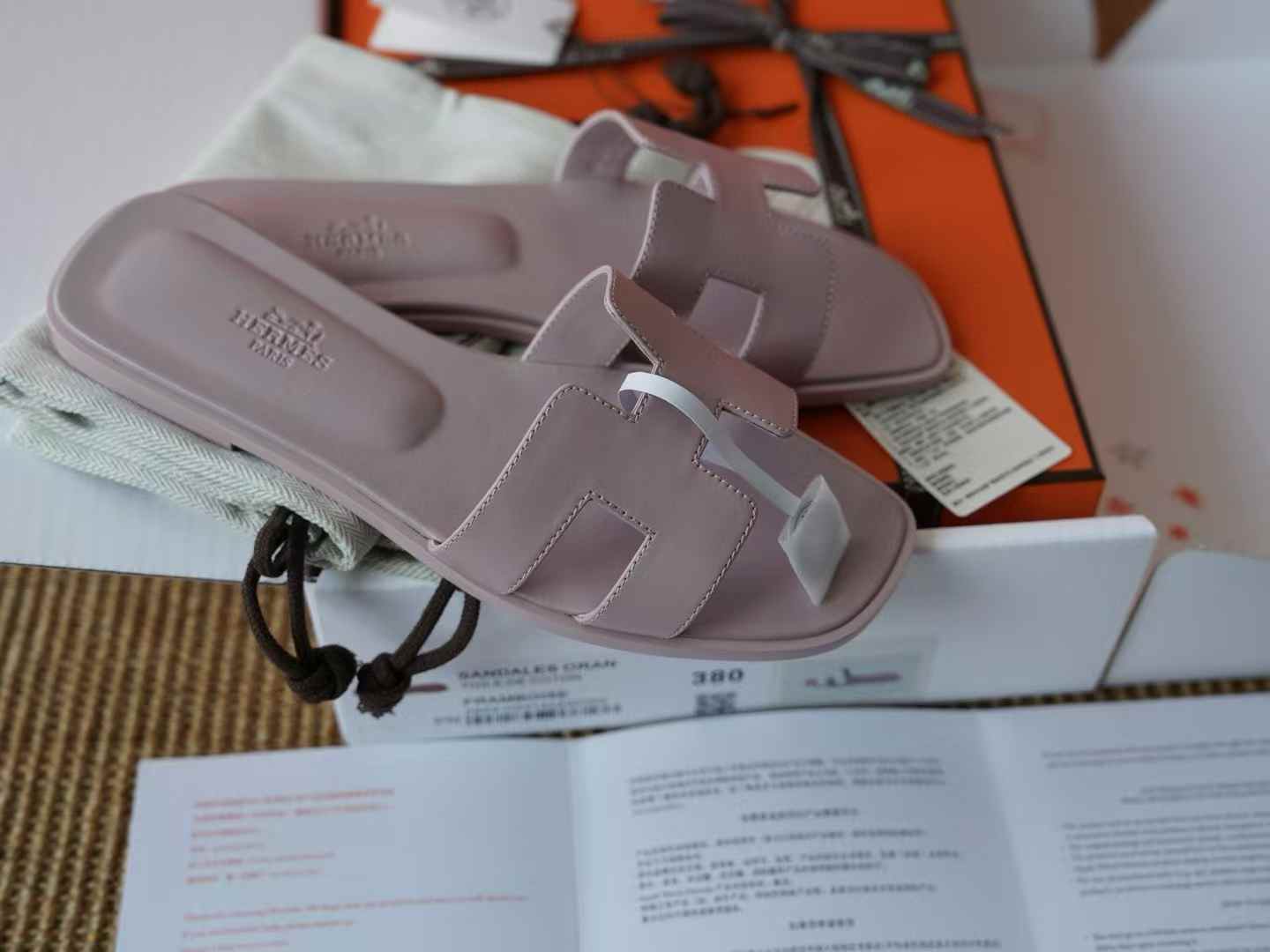 Hermès ORAN EPSOM Slippers view 2