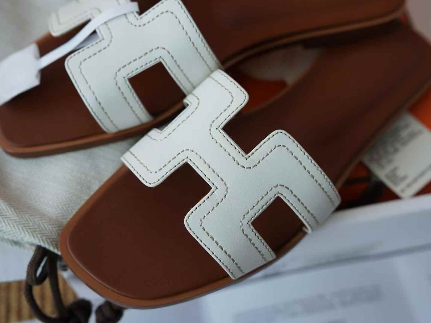 Hermès ORAN EPSOM Slippers view 3
