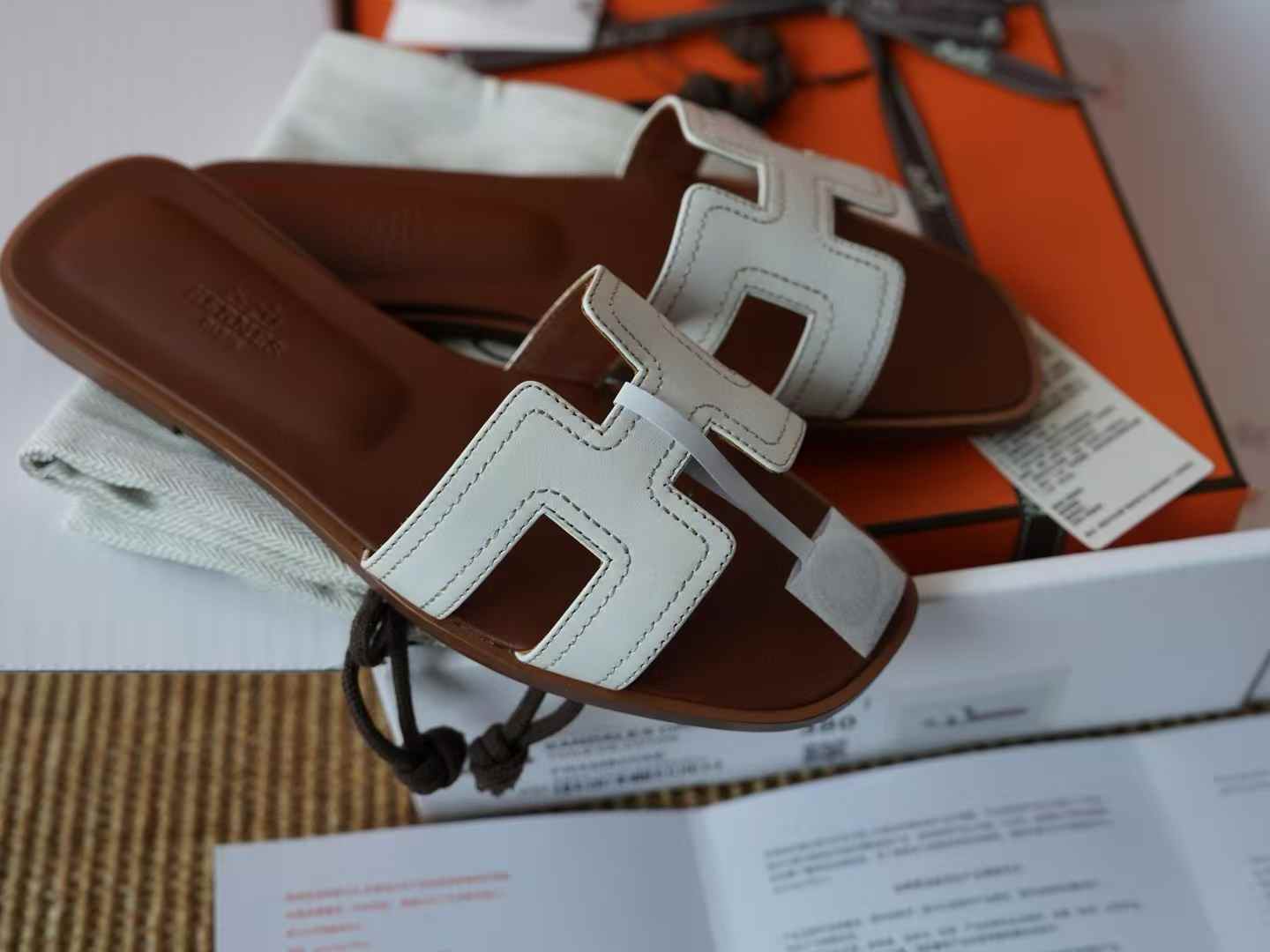 Hermès ORAN EPSOM Slippers view 7