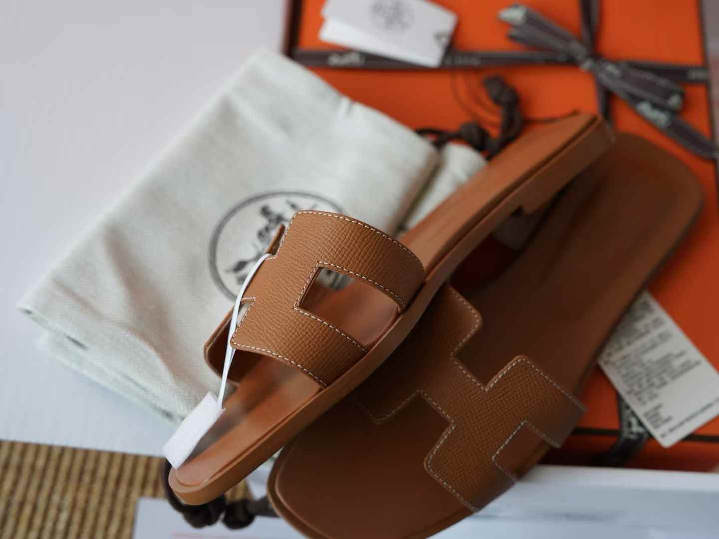 Hermès ORAN EPSOM Slippers view 2