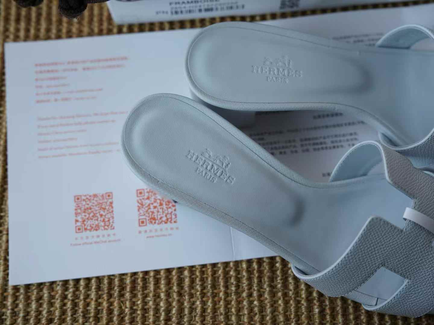 Hermès ORAN EPSOM Slippers view 5