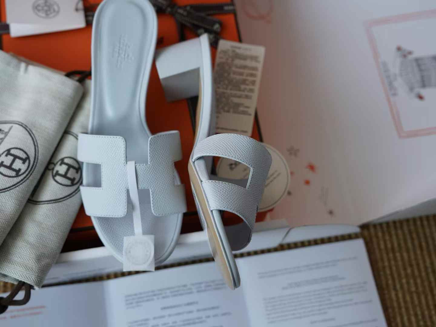 Hermès ORAN EPSOM Slippers view 6