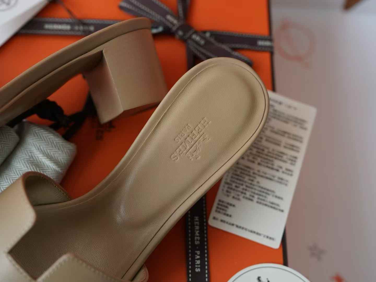 Hermès ORAN EPSOM Slippers view 4