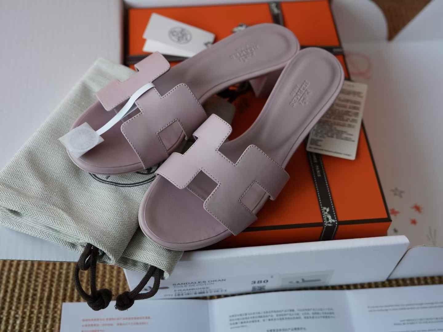 Hermès ORAN EPSOM Slippers view 1