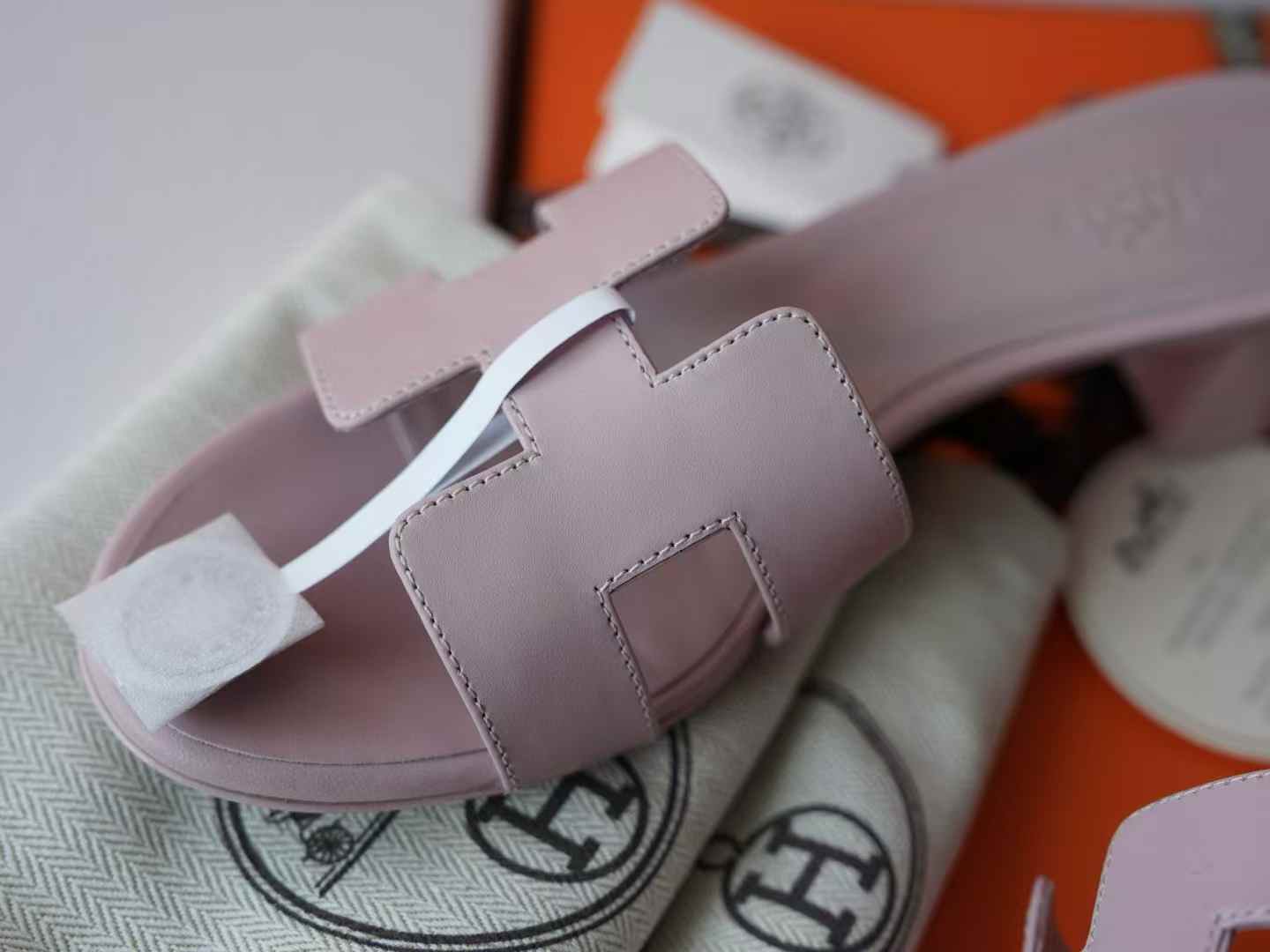 Hermès ORAN EPSOM Slippers view 5