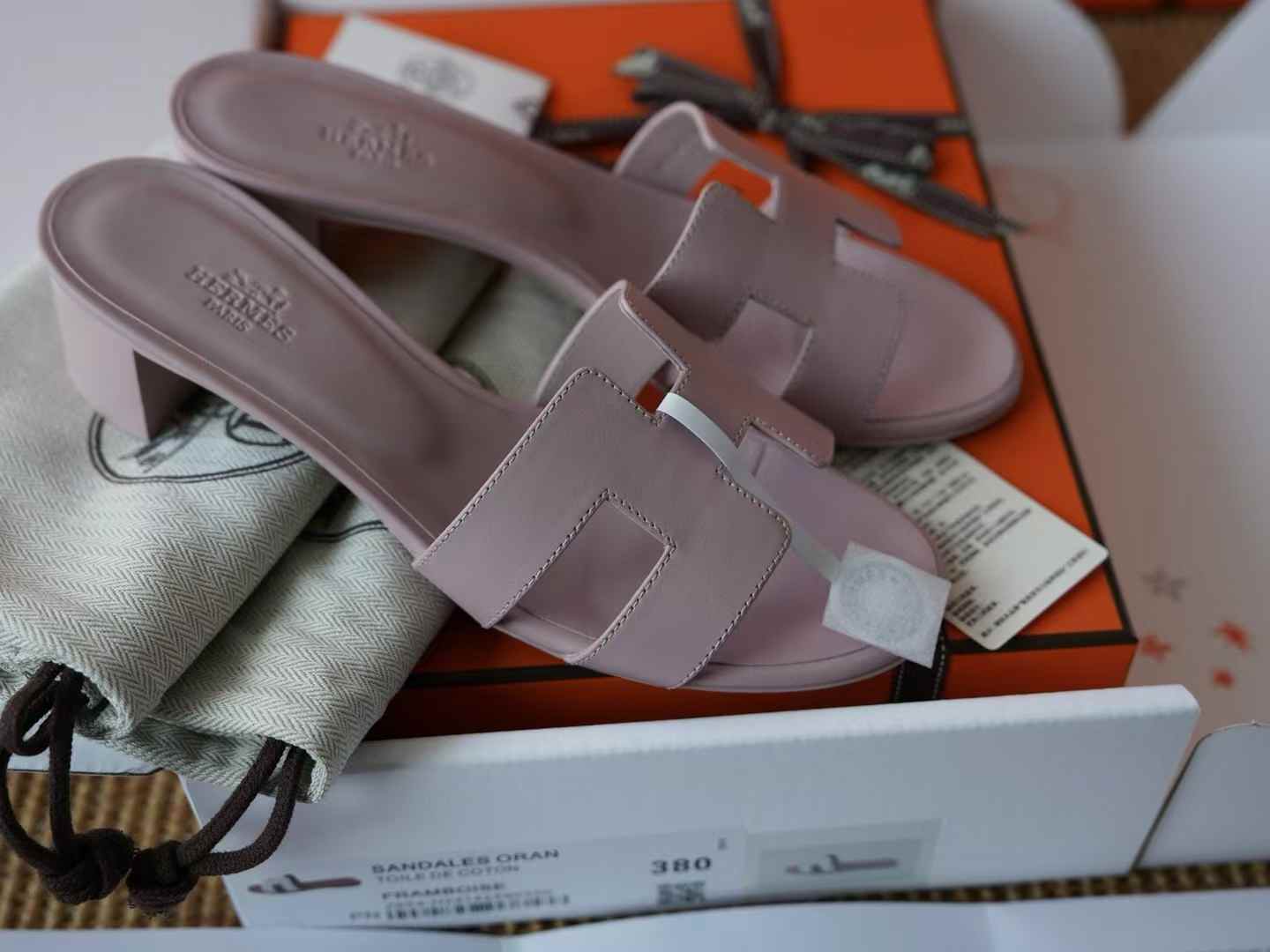 Hermès ORAN EPSOM Slippers view 7