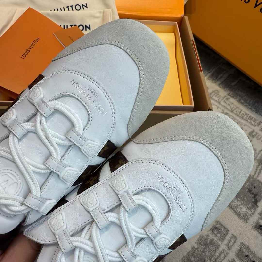Louis Vuitton Sneakers view 8