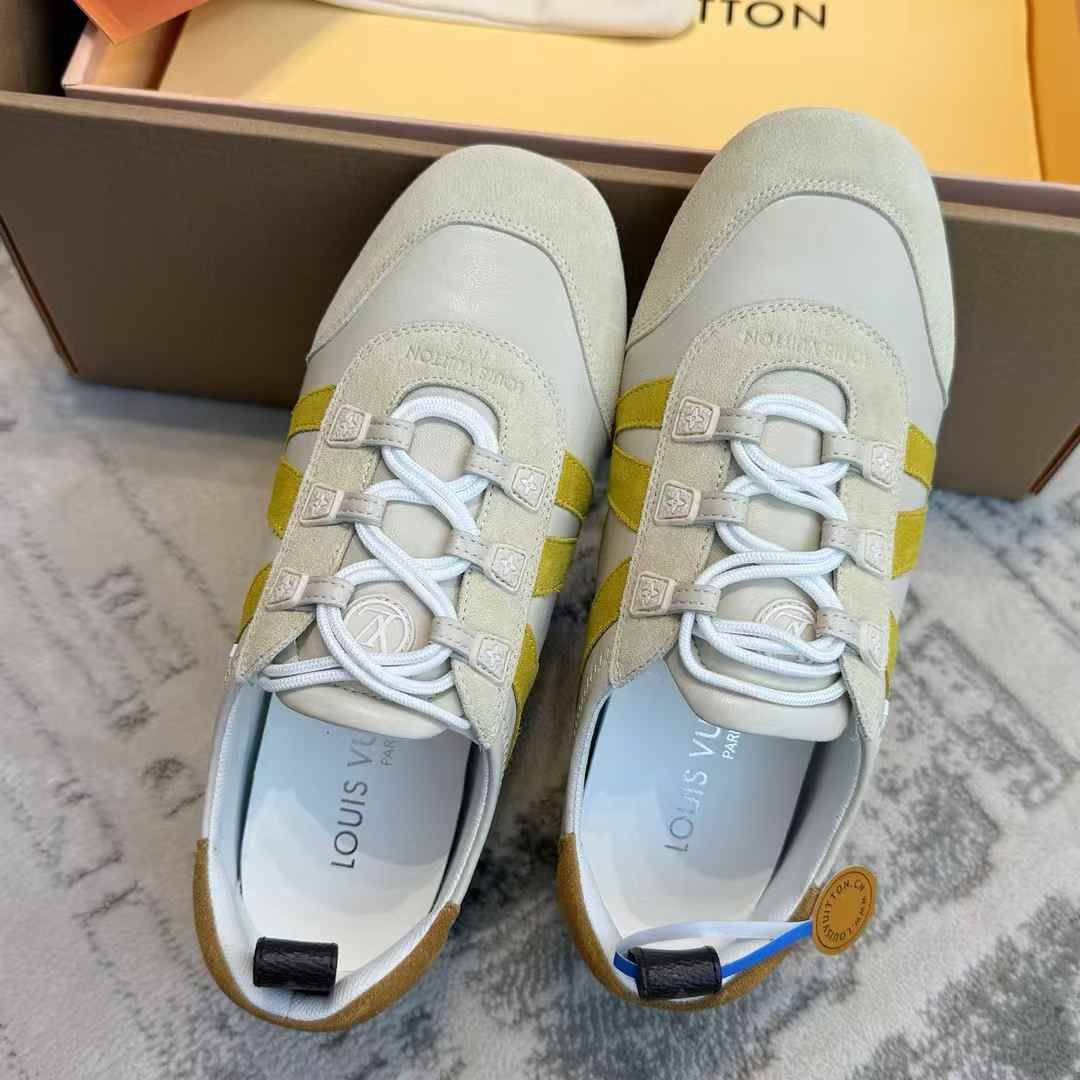 Louis Vuitton Sneakers view 7