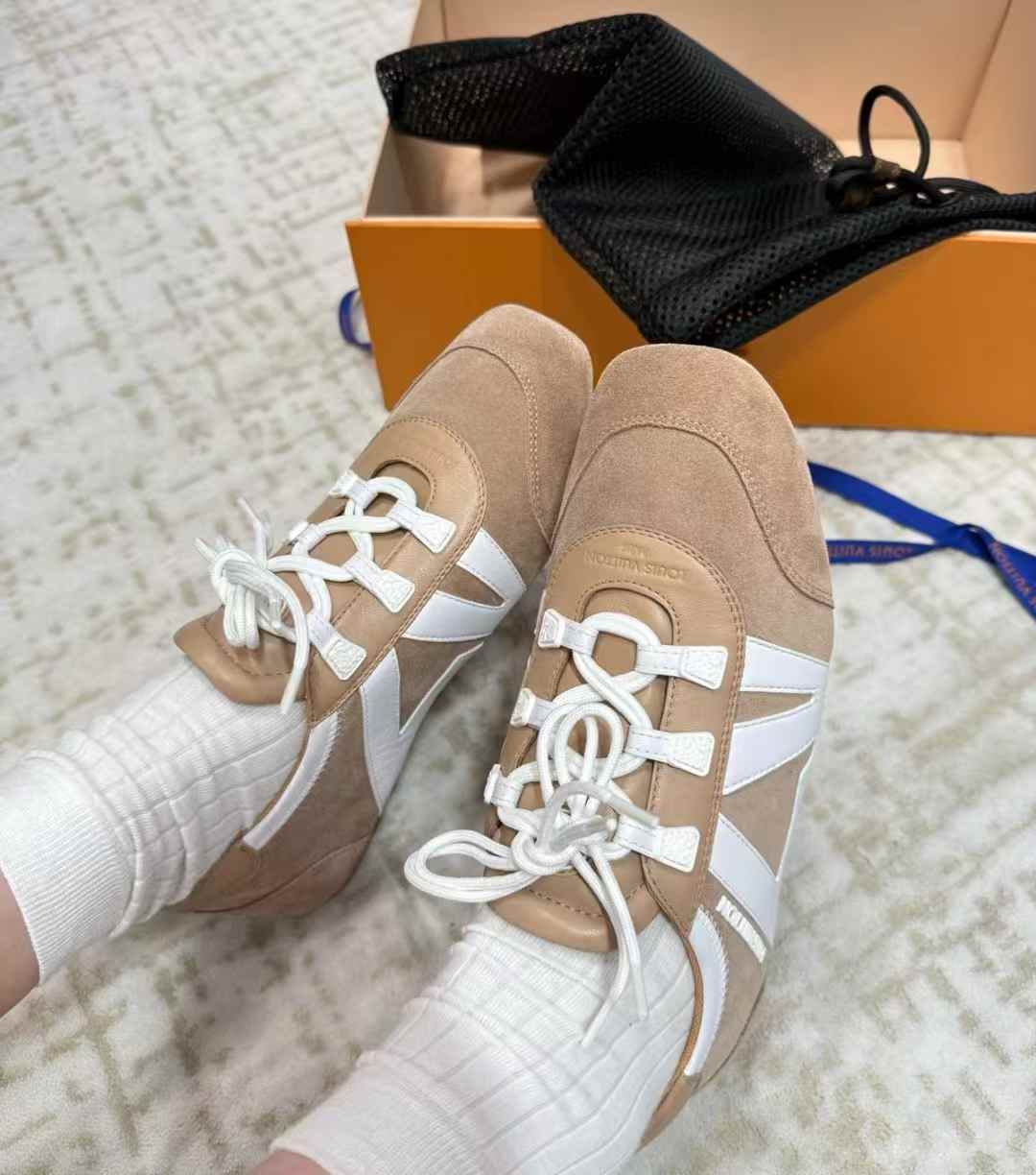 Louis Vuitton Sneakers view 1