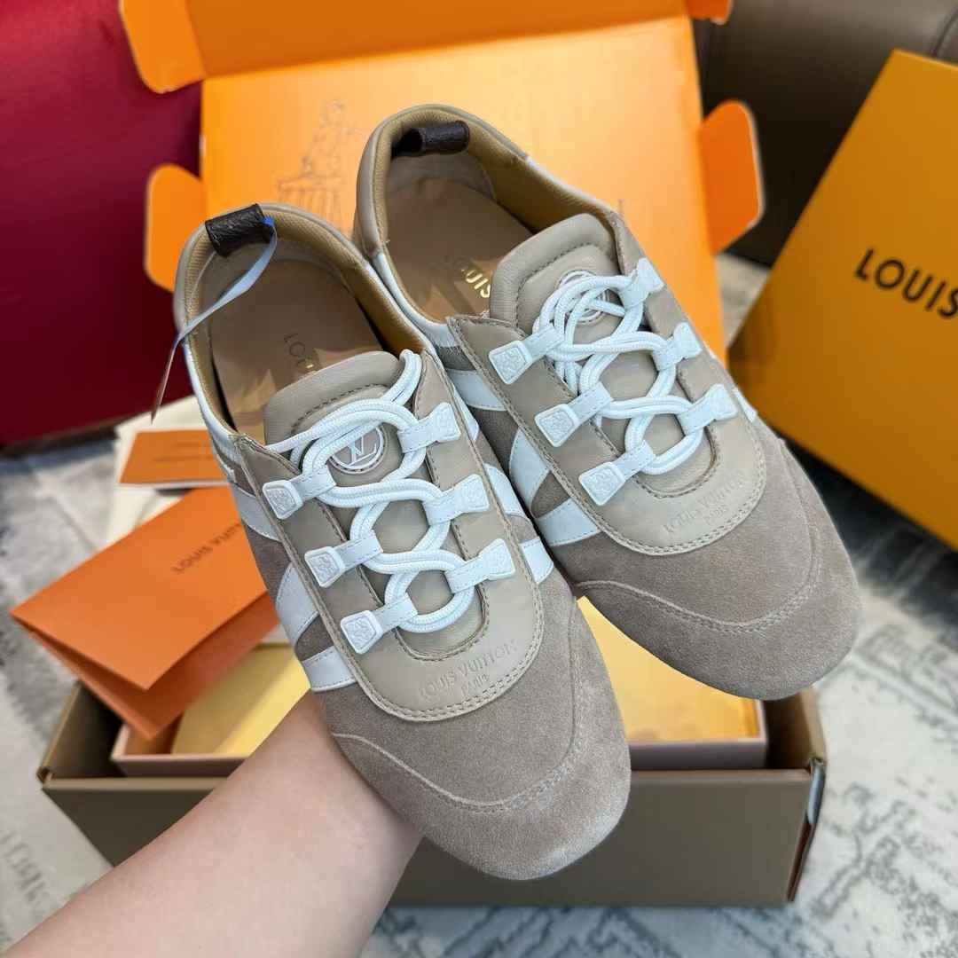 Louis Vuitton Sneakers view 2