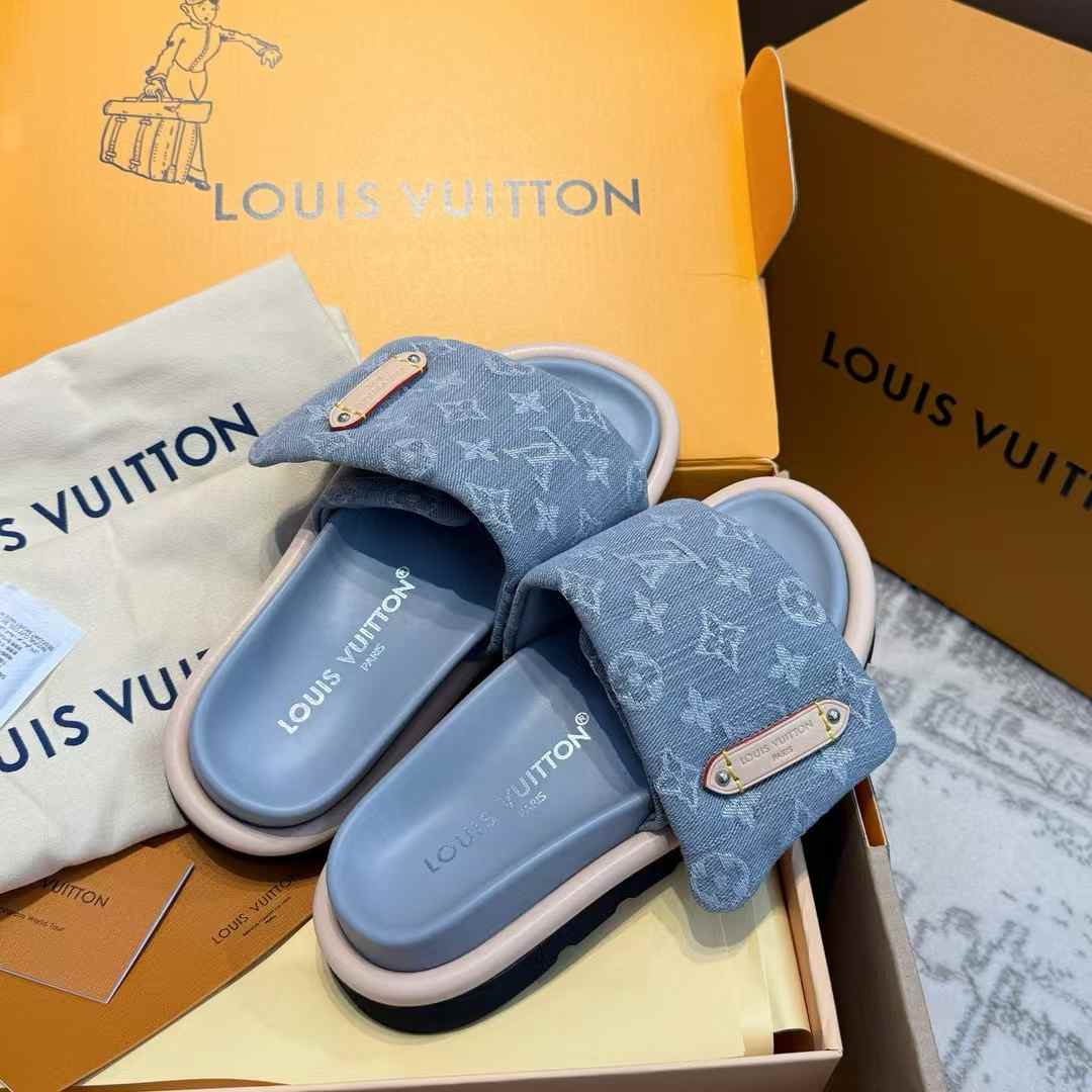 Louis Vuitton Slippers view 5