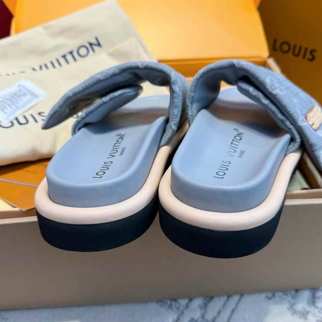 Louis Vuitton Slippers view 8