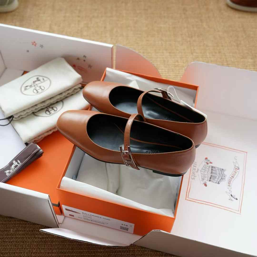 Hermès Ballet shoes view 10