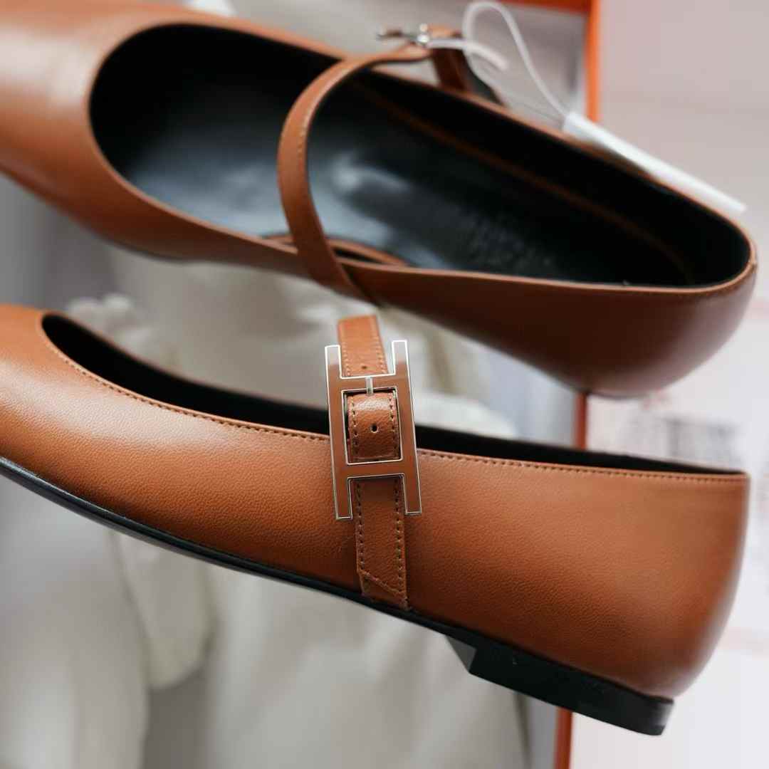 Hermès Ballet shoes view 12