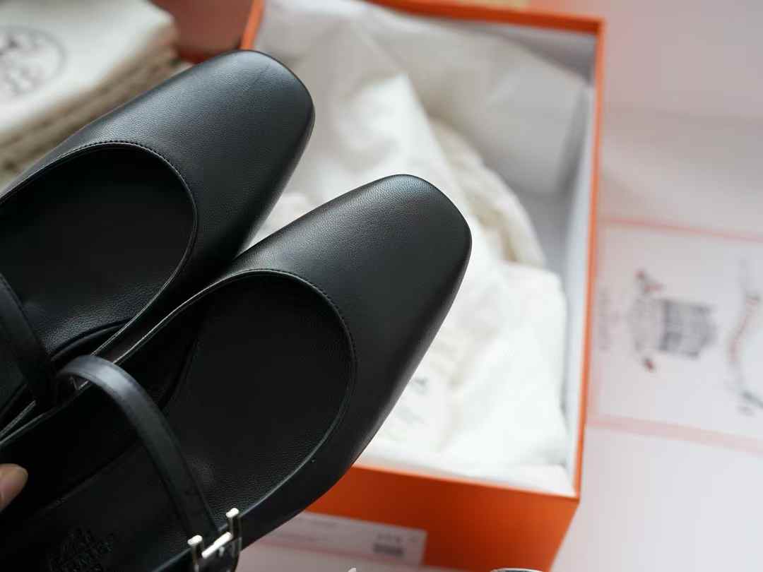 Hermès Ballet shoes view 7