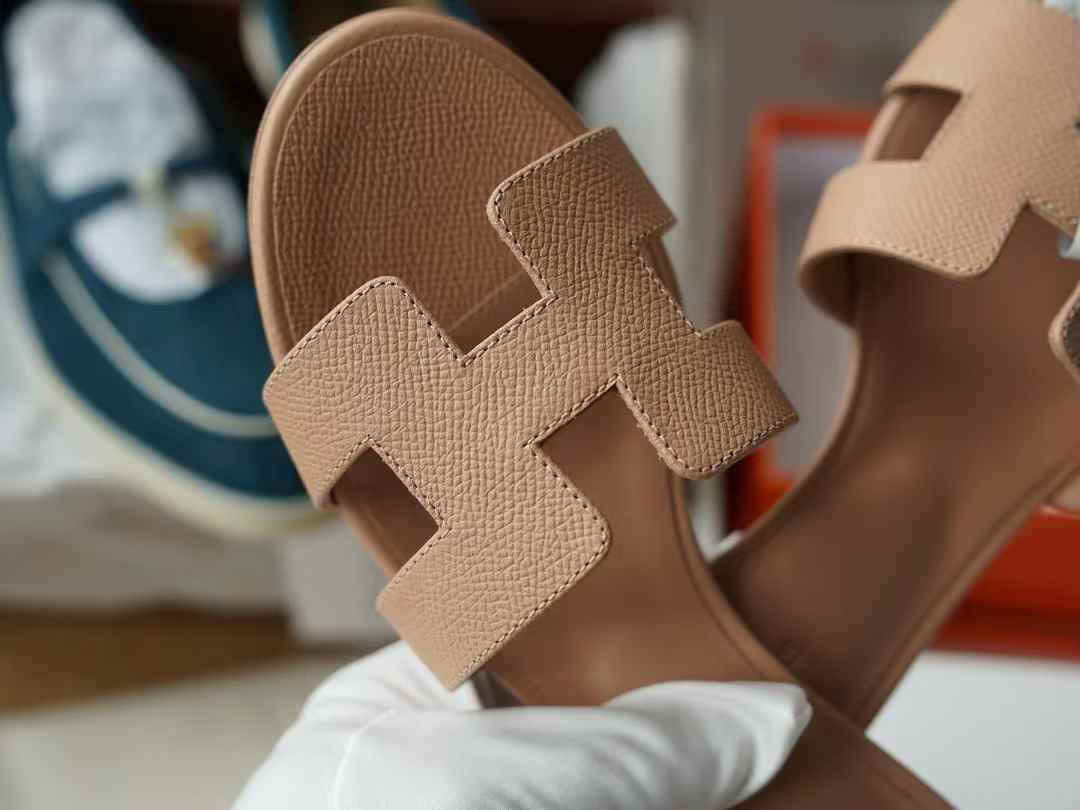 Hermès Slippers view 8