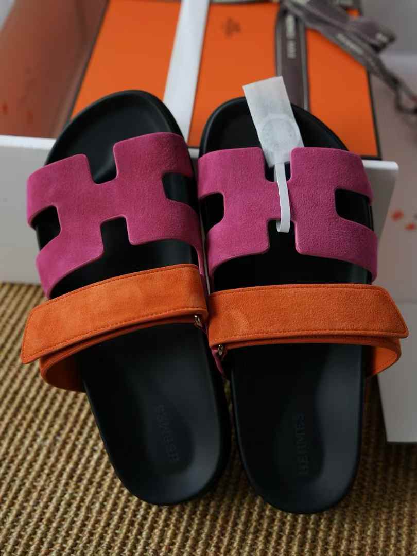 Hermès Slippers view 2