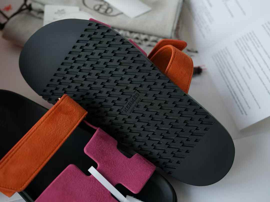 Hermès Slippers view 5