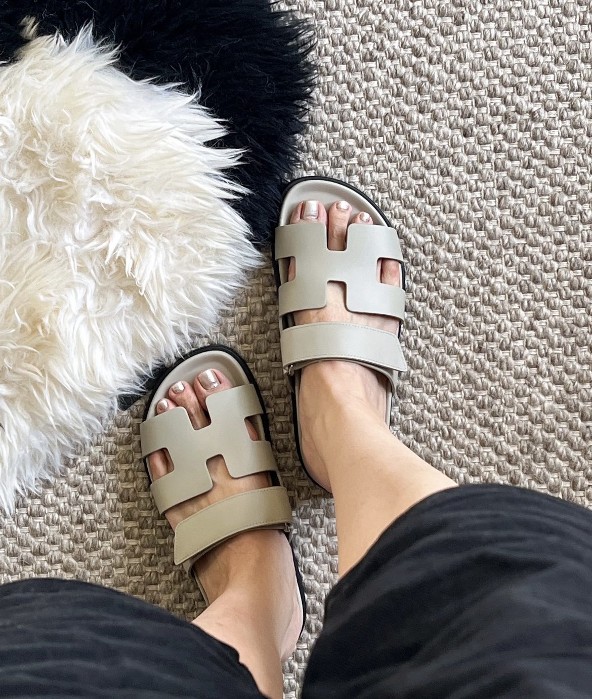 Hermès Slippers view 1