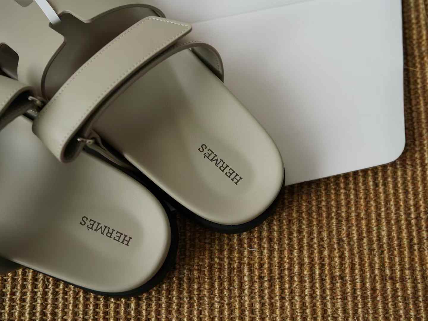 Hermès Slippers view 5