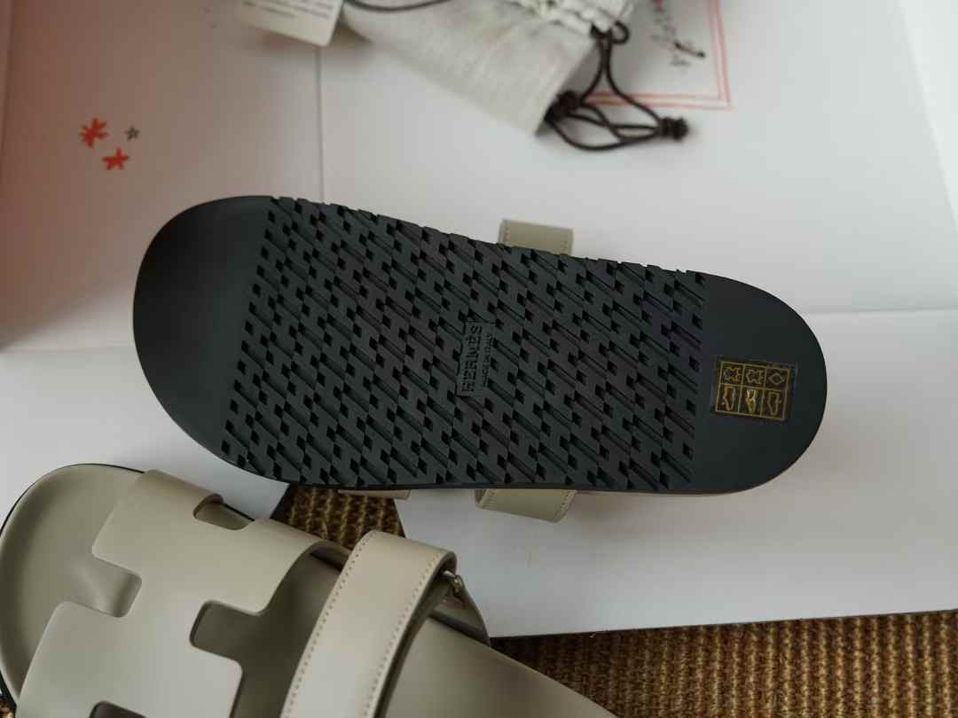 Hermès Slippers view 9