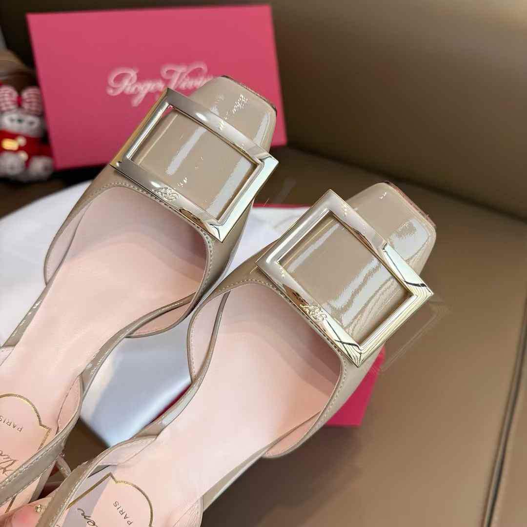 Roger Vivier High heels view 7