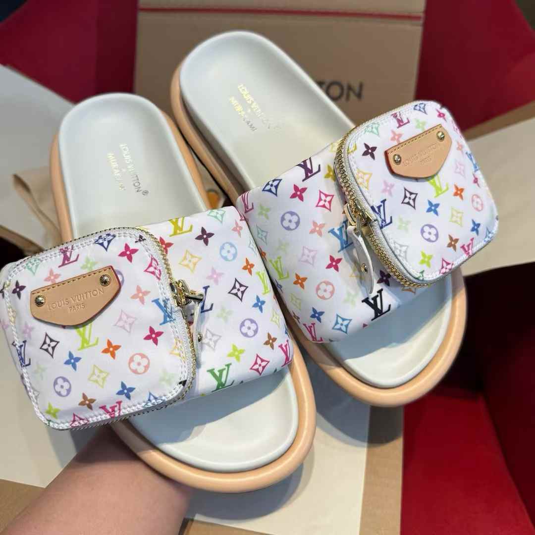 Louis Vuitton Slippers view 1
