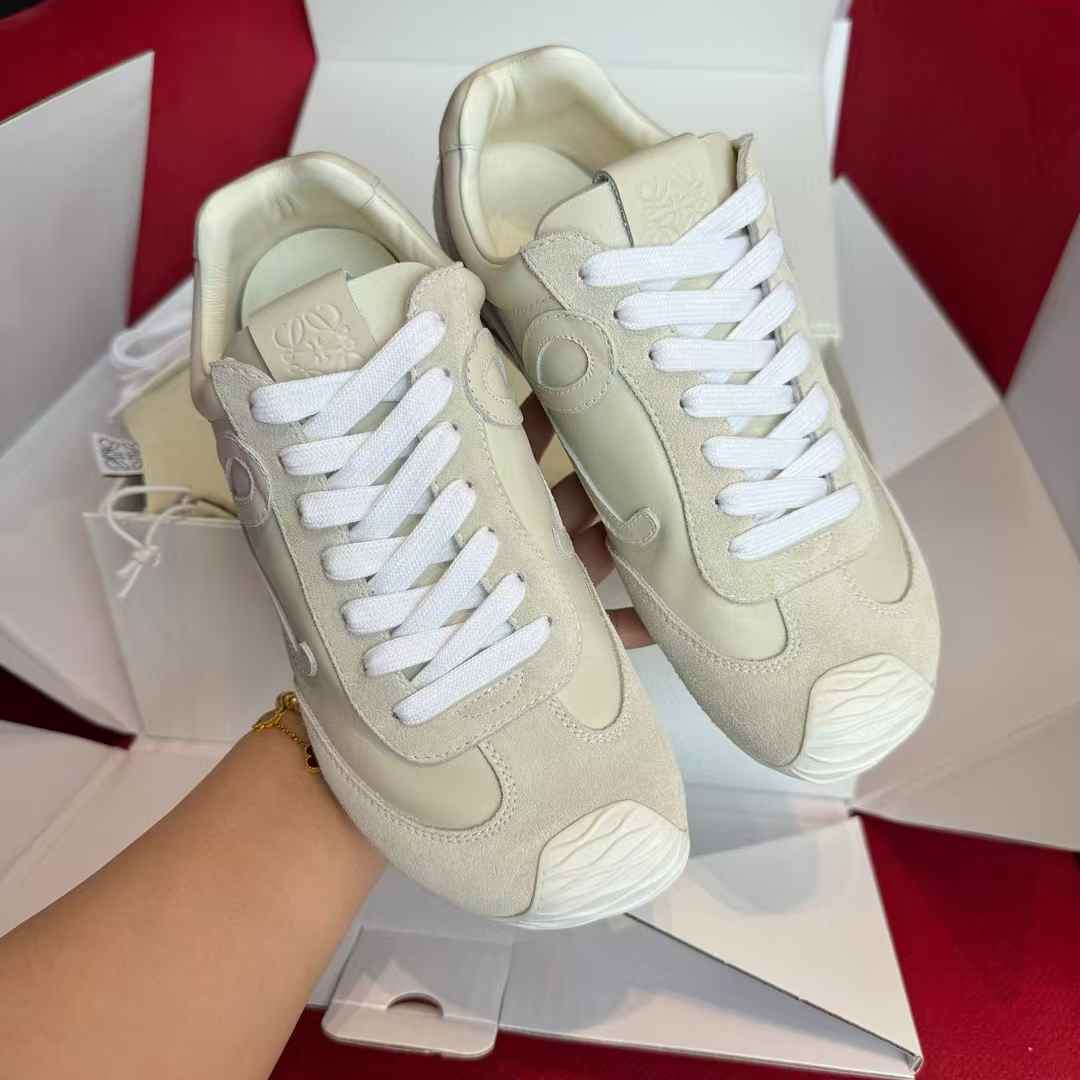 Loewe Sneakers view 1
