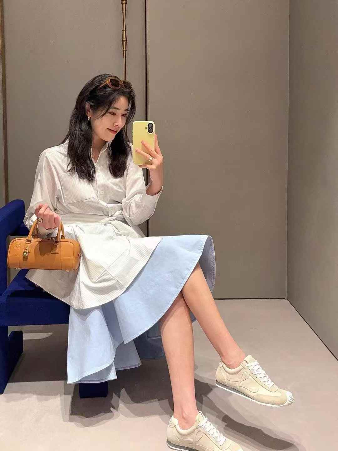 Loewe Sneakers view 14
