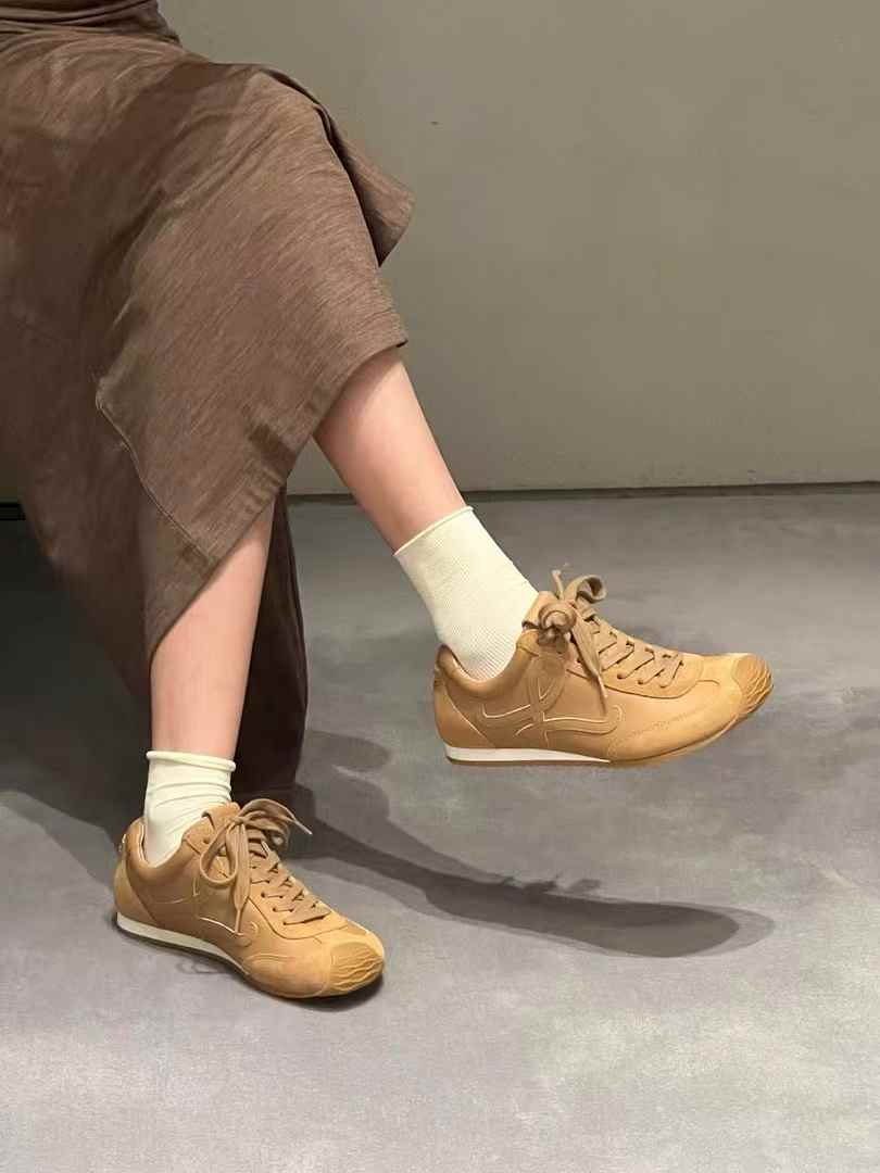 Loewe Sneakers view 15