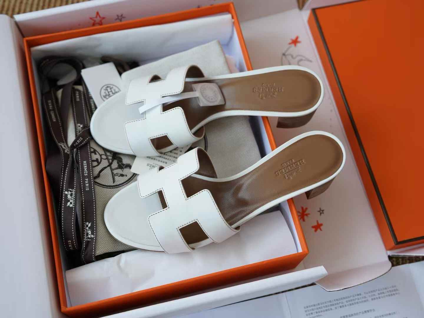 Hermès Slippers view 4