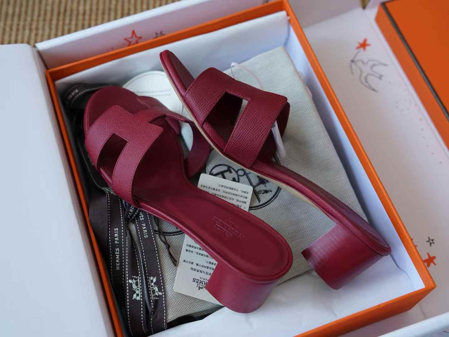 Hermès Slippers view 6