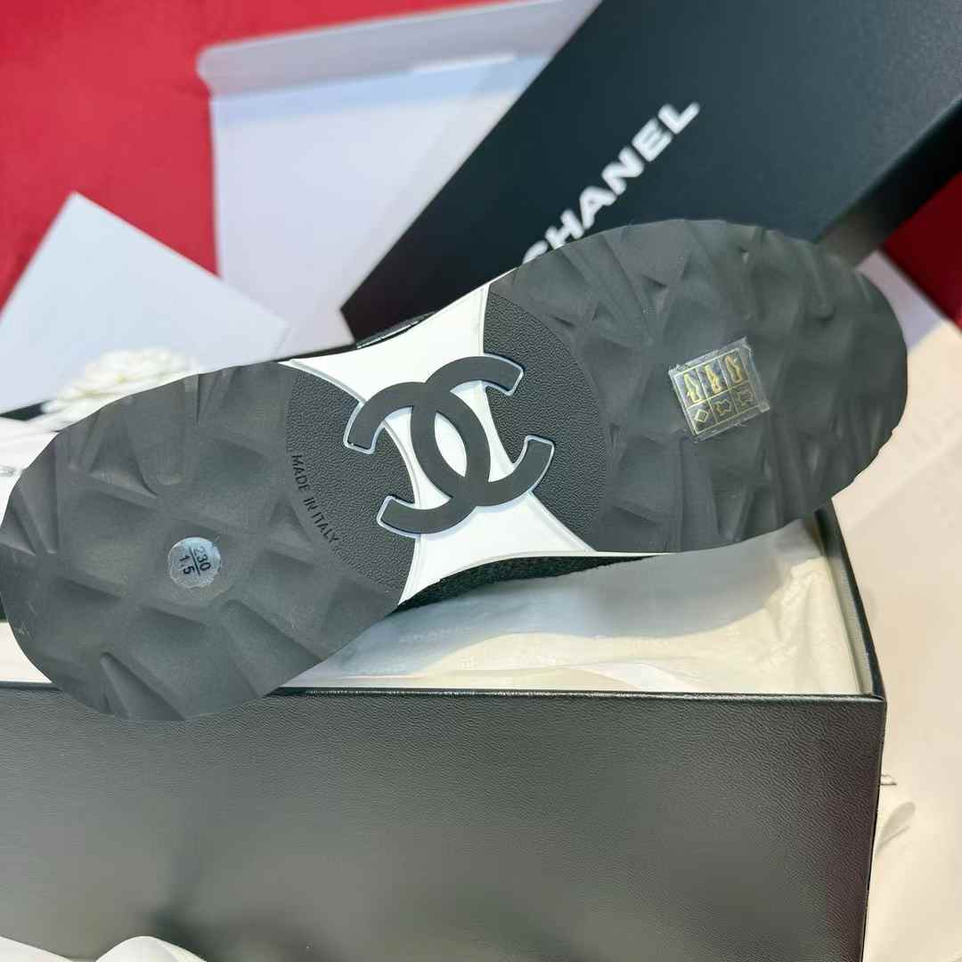 Chanel Sneakers view 17