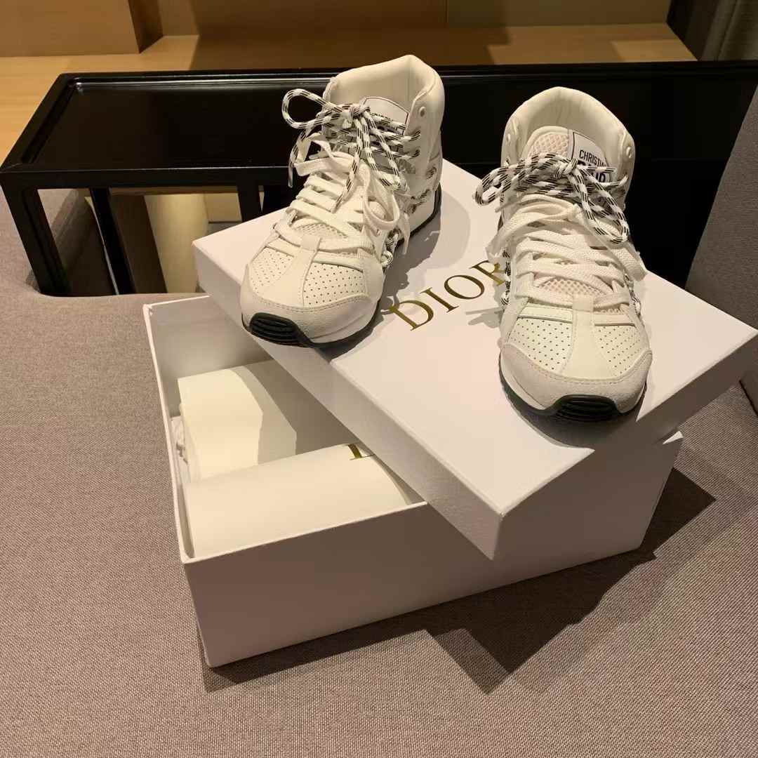 Dior GET Sneakers view 2