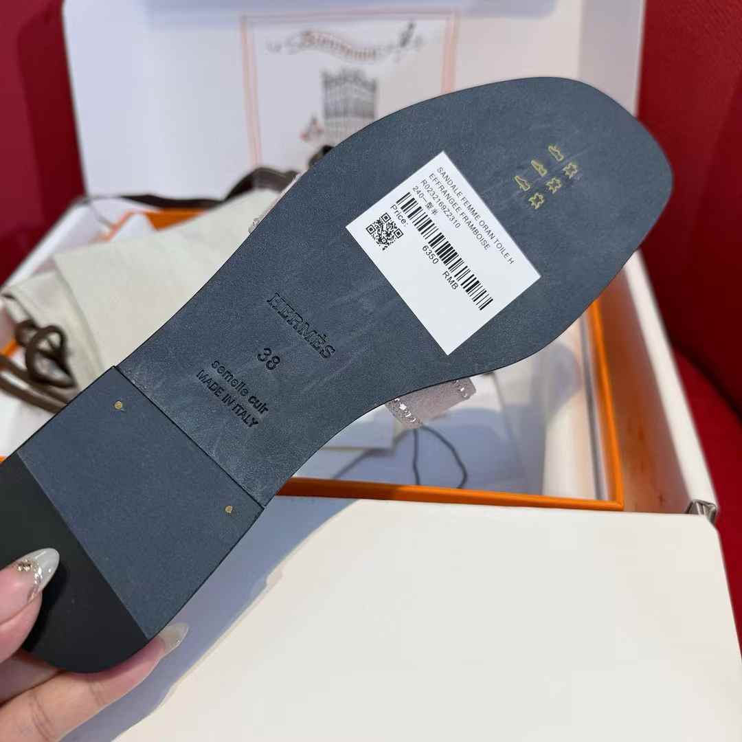 Hermès Slippers view 12