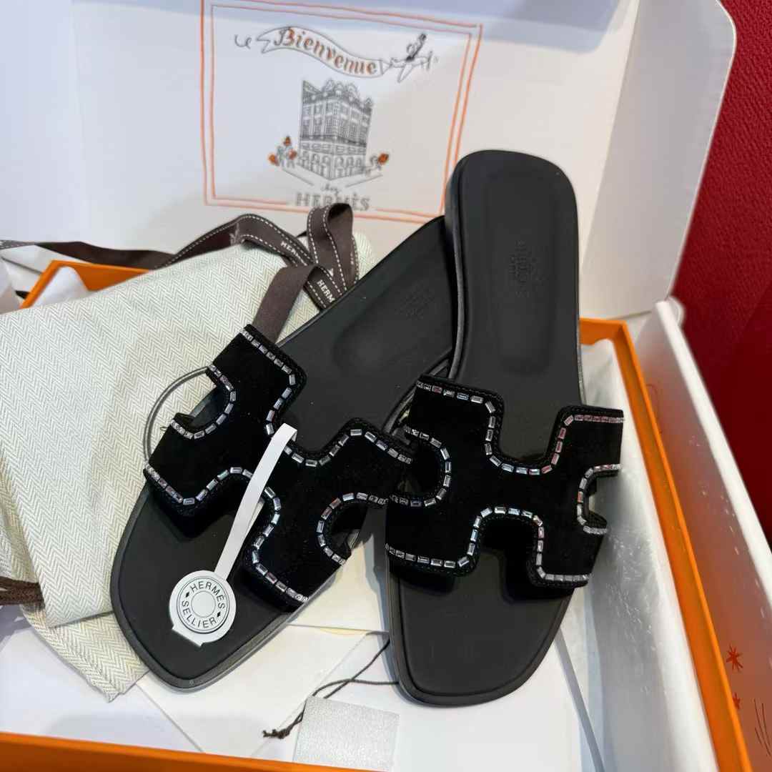 Hermès Slippers view 4