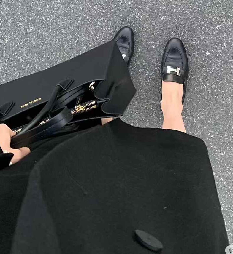 Hermès Flat-soled casual shoes view 1