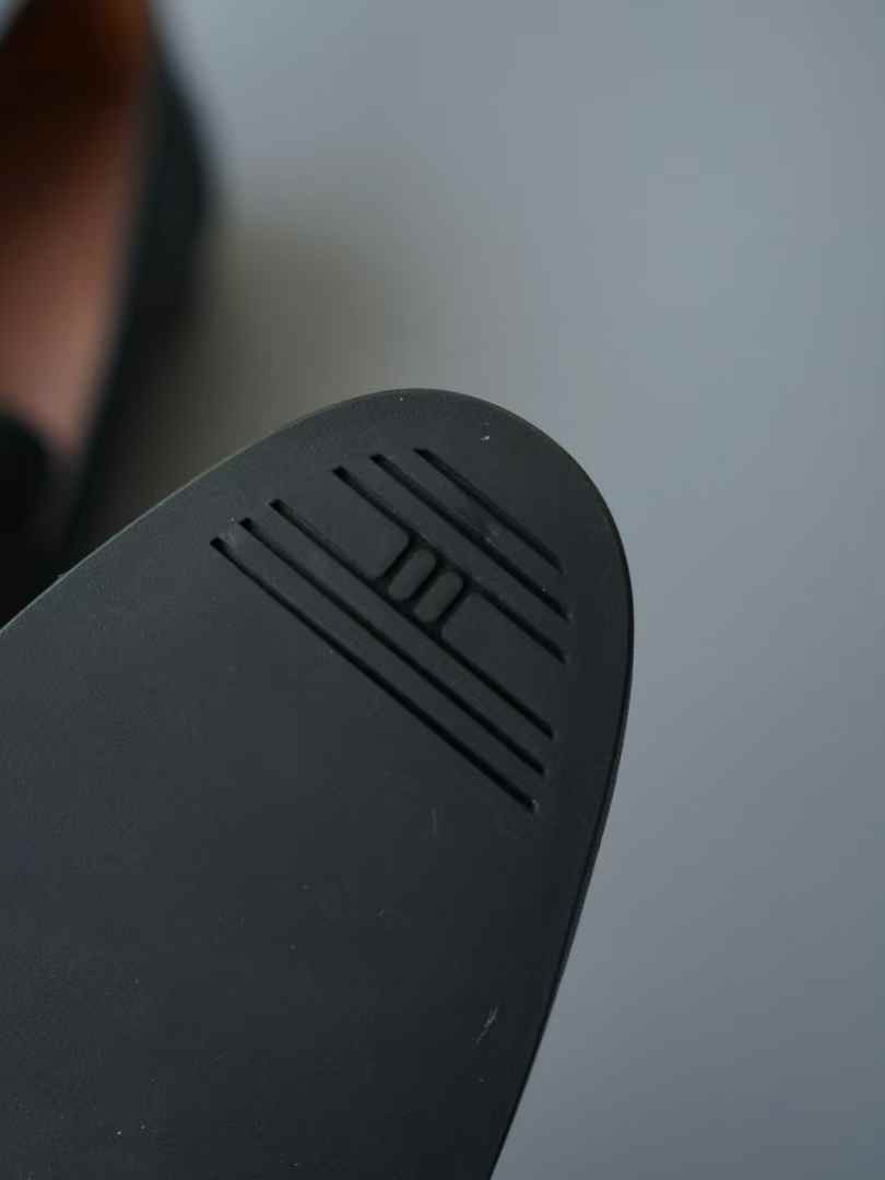 Hermès Flat-soled casual shoes view 8